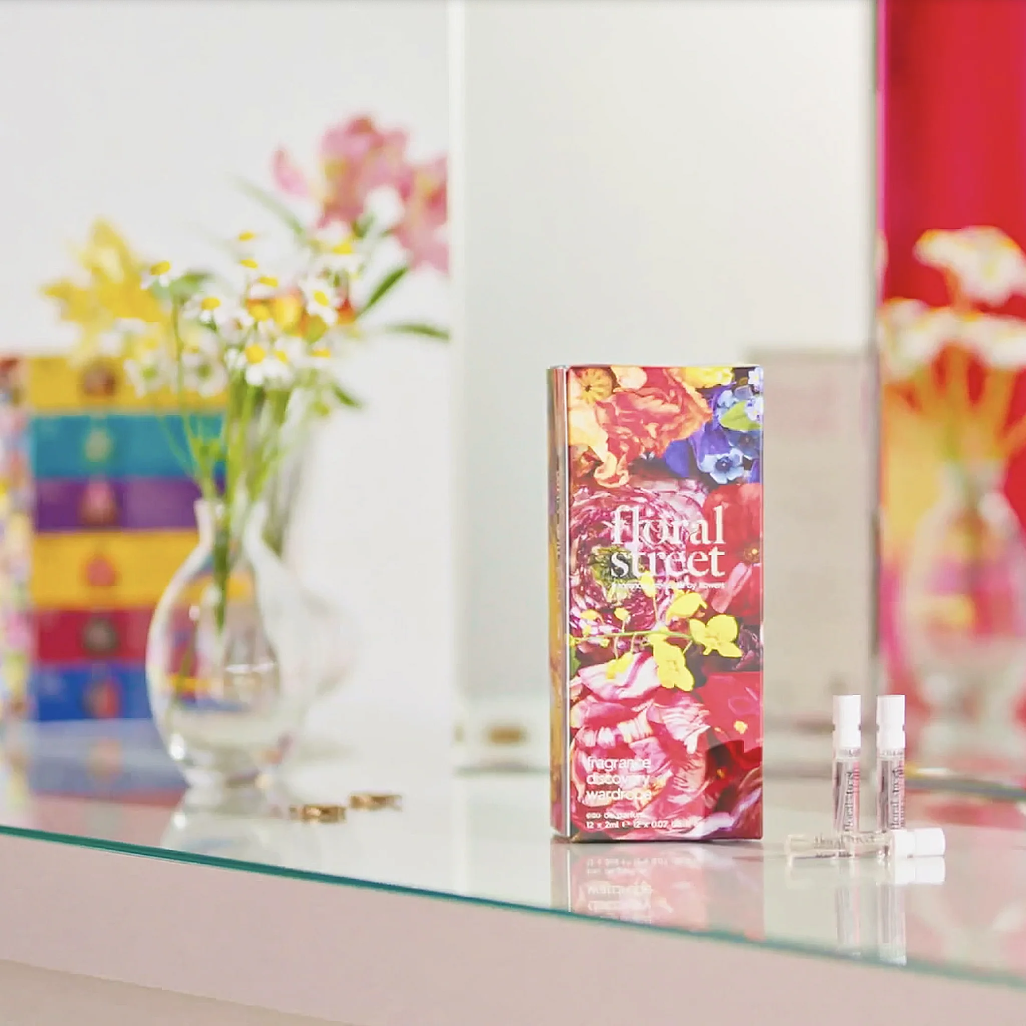 Fragrance Discovery Wardrobe - Image 7